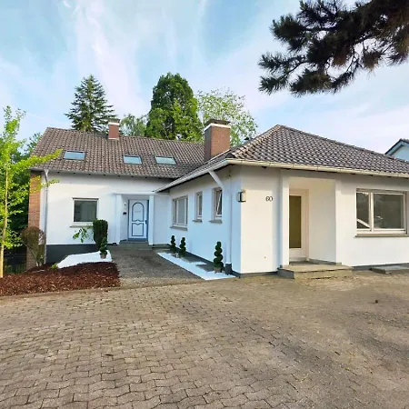 Daire Monteur Haus Mit 3 - Voll Ausgestattet Mit Highspeed Wifi Und Grossem Parkplatz *