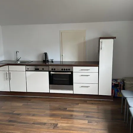 Daire Monteur Haus Mit 3 - Voll Ausgestattet Mit Highspeed Wifi Und Grossem Parkplatz